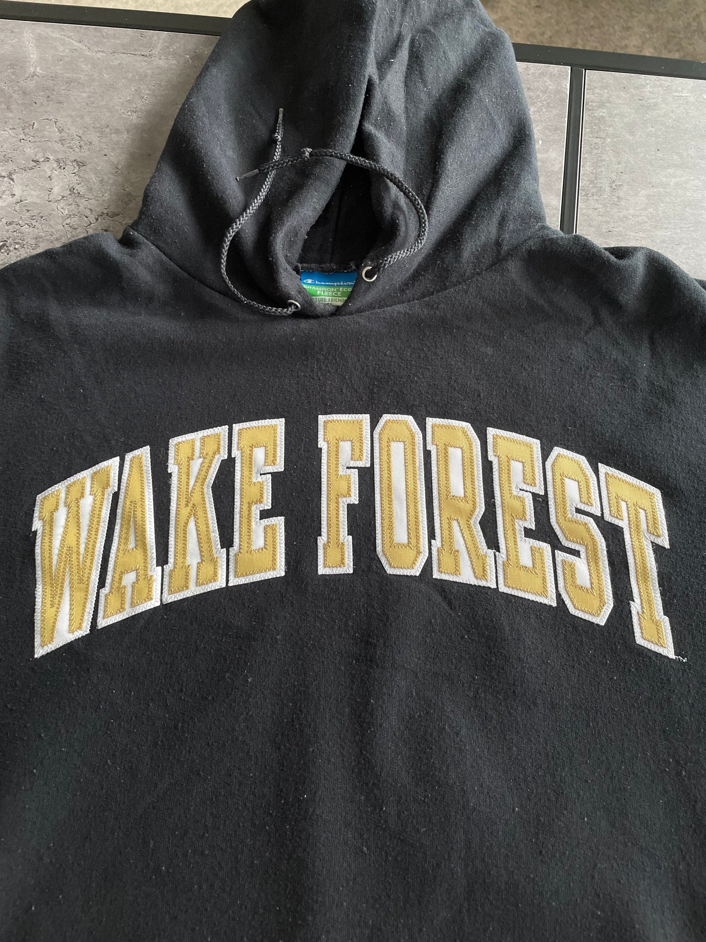 Champion Hoodie (XL)