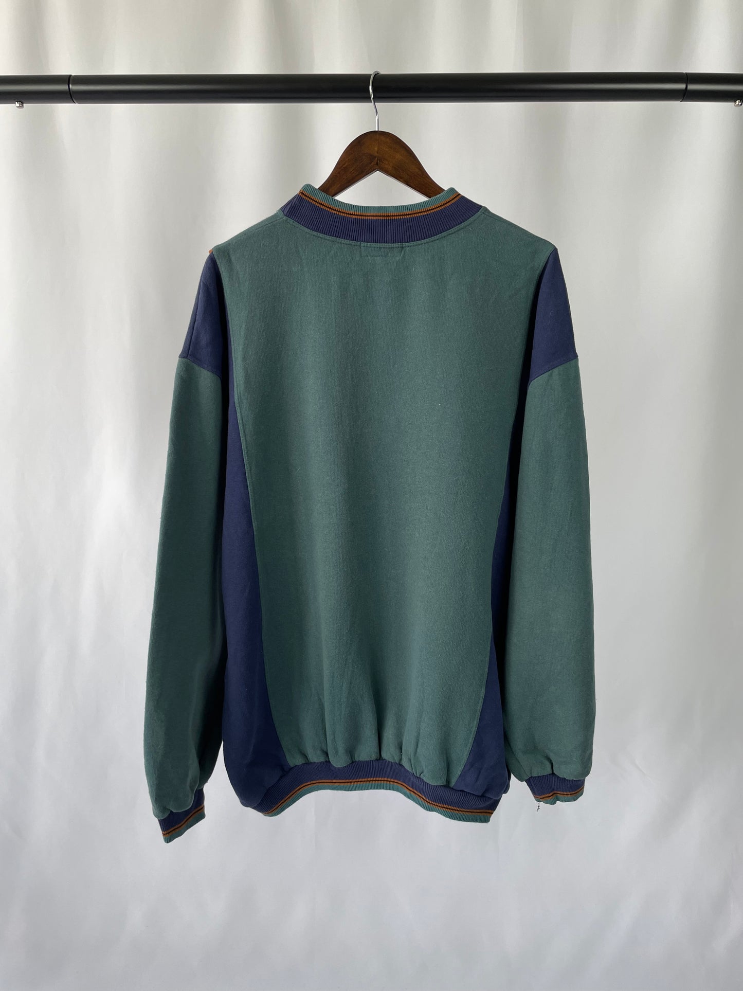 Caesars Sweater (XL)