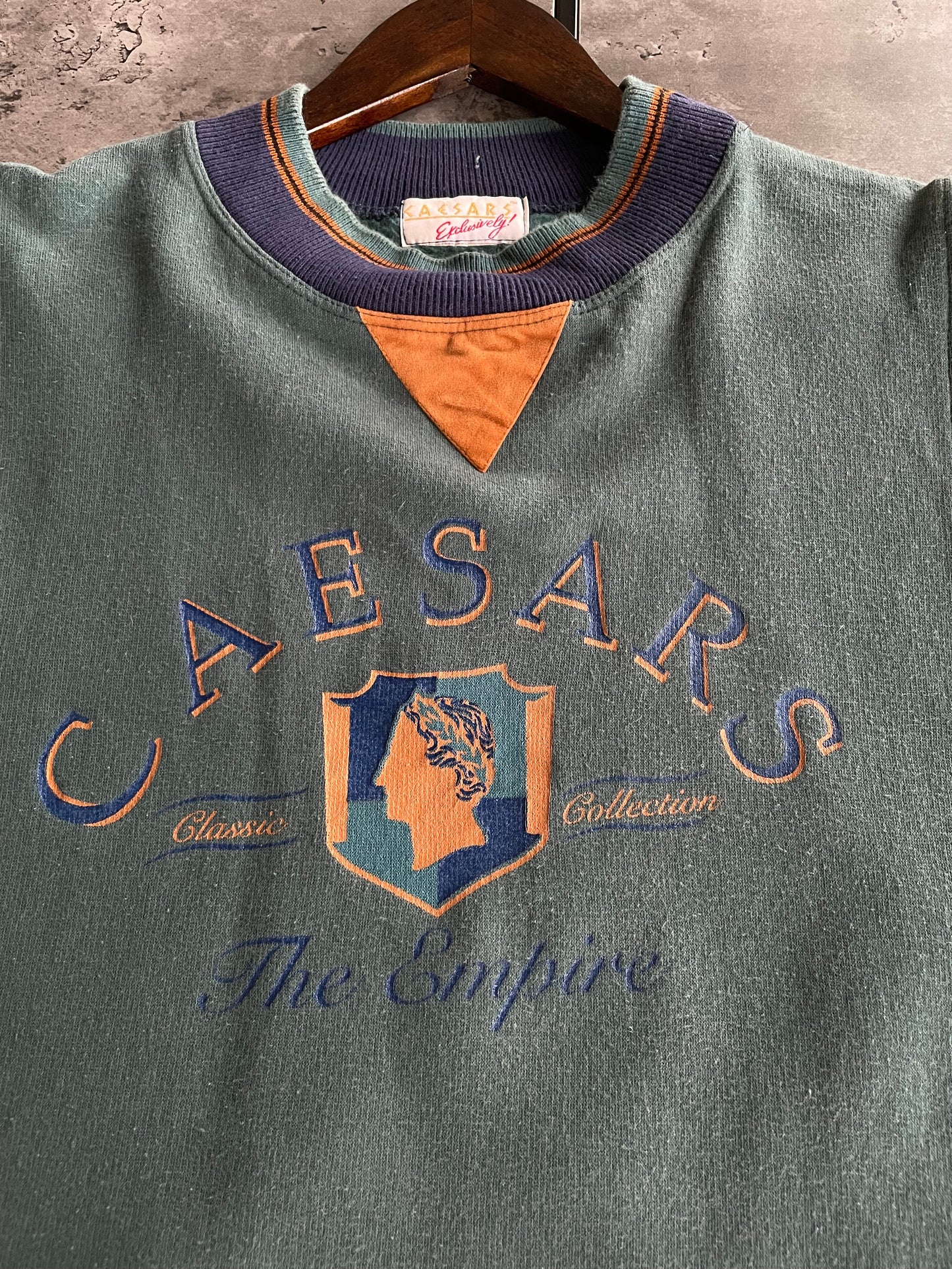 Caesars Sweater (XL)