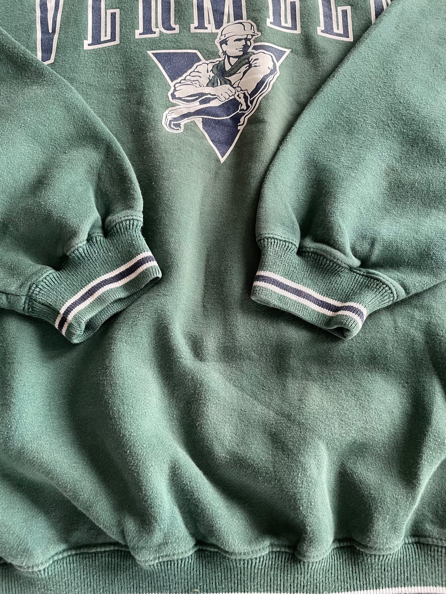 Gear Sweater (L)