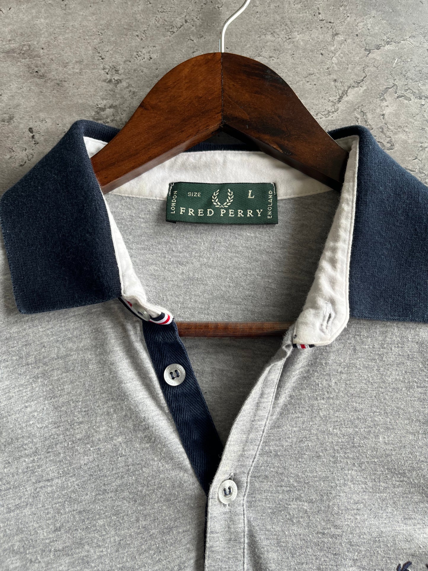 Fred Perry Poloshirt (L)