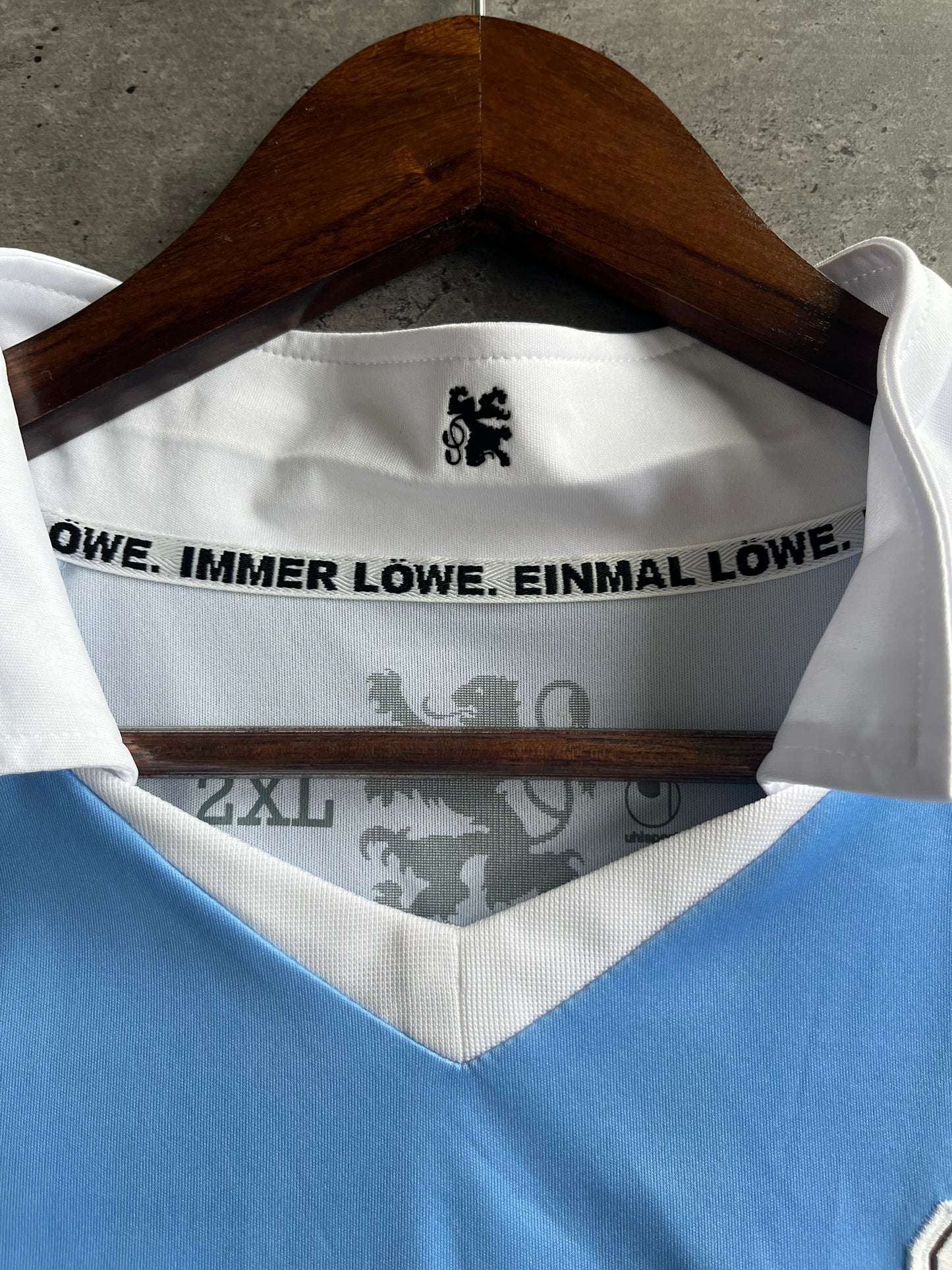 Uhlsport Trikot von TSV 1860 München (2XL)