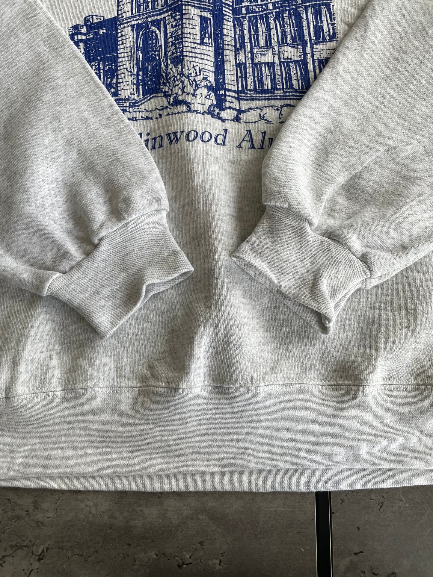 Fruit of the Loom Sweater (L)